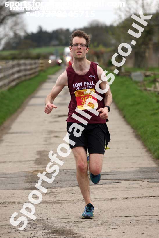 Kirkley Half Marathon, Kirkley Hall, near Ponteland, Northumberland Photo: David T. Hewitson/Sports for All Pics